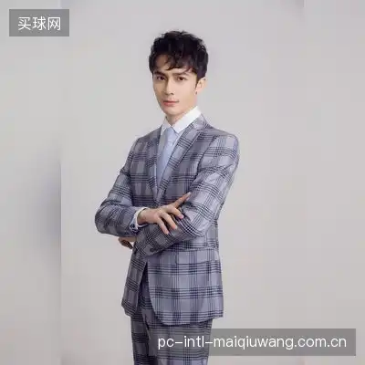 万雨桐